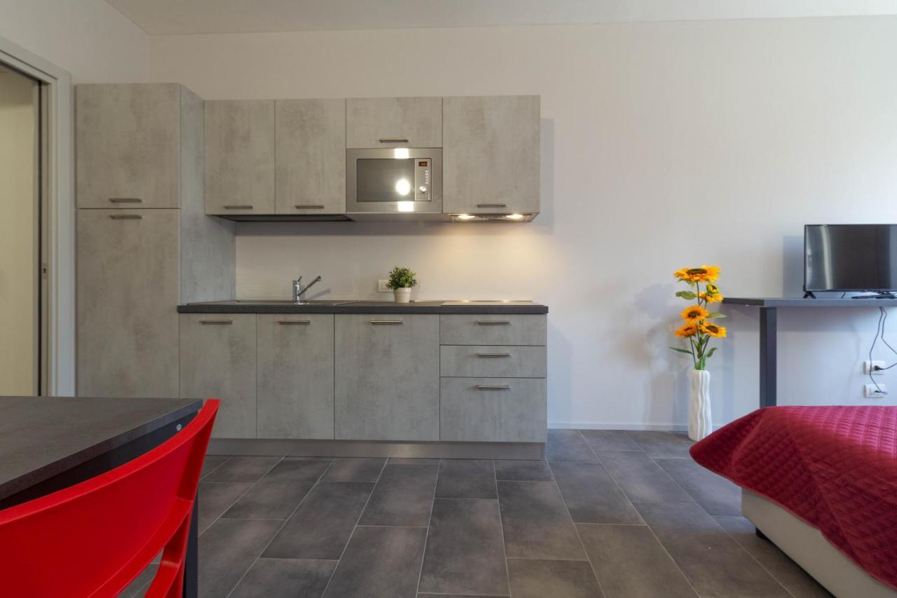 Appartamento Girasole - Affitti Brevi Italia Lecco Exterior foto